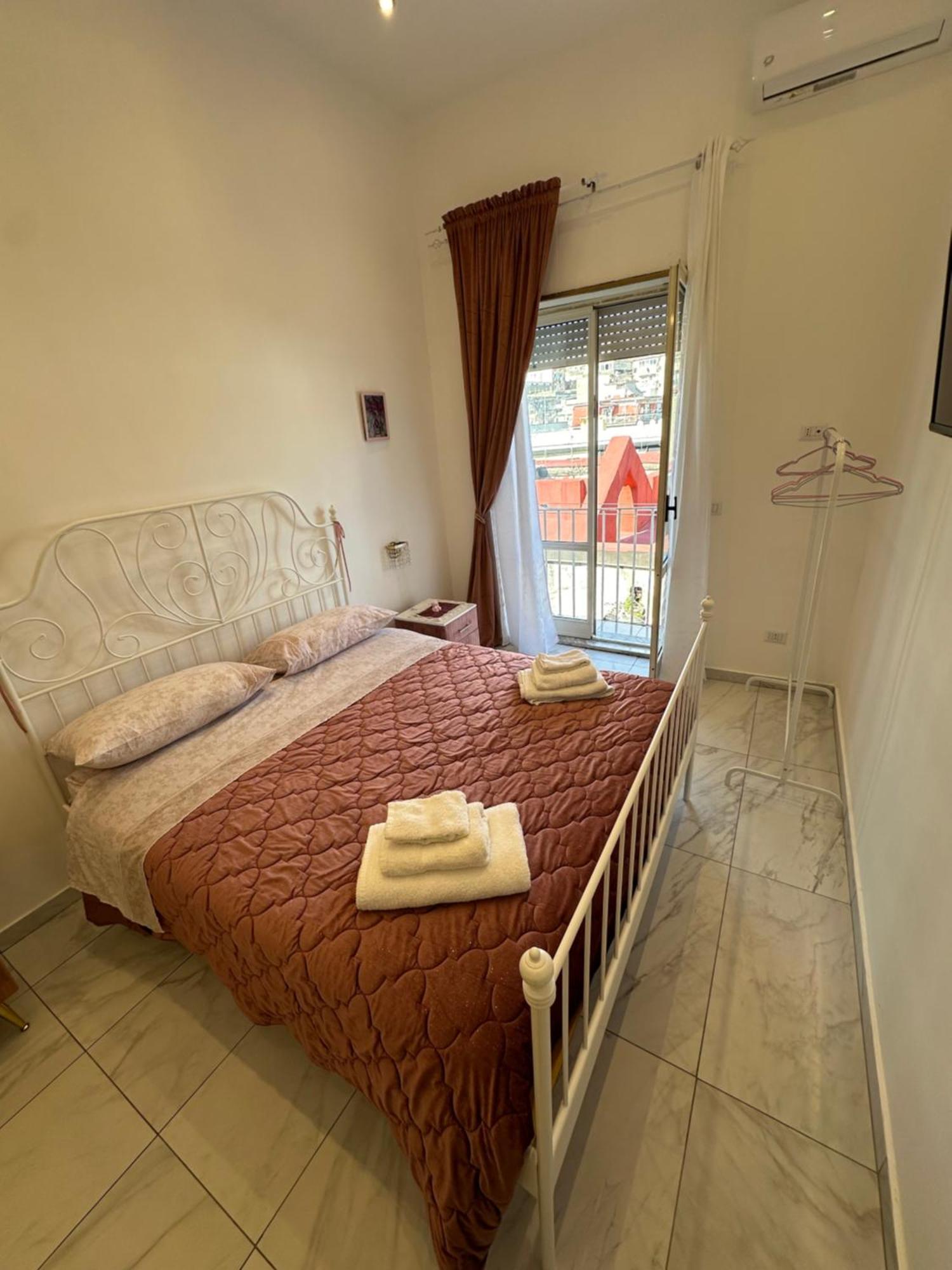 Residenza Marvin De Curtis Lejlighed Napoli Eksteriør billede